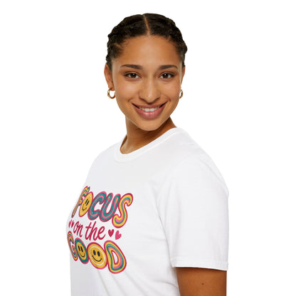 Focus on the Good Retro Smiley | Positive Vibes Shirt.
