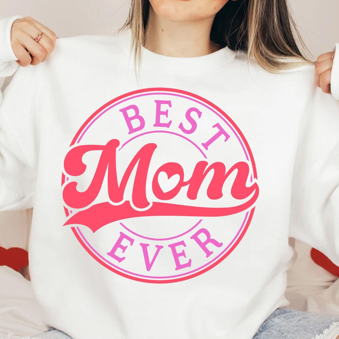 Best Mom Ever SVG PNG | Retro Badge Shirt Design.